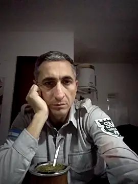 Snapshot of Alejandro83bsf chatting on June 18, 2026, 10:14 pm Alejandro83bsf online show from June 18, 2026, 10:14 pm