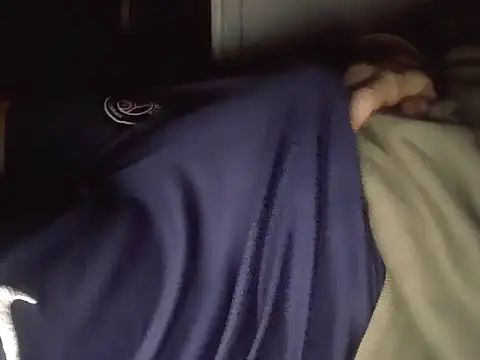 amine456564 online show from April 29, 2026, 2:37 am