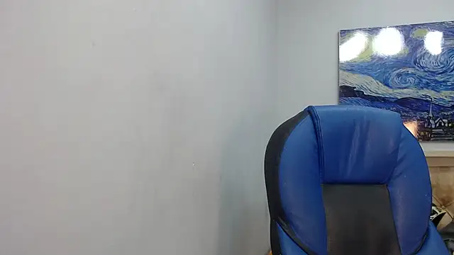 Ethanx18  online show from May 31, 2026, 4:31 am