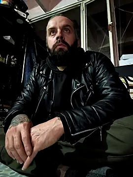 erikthor online show from May 5, 2026, 7:05 am