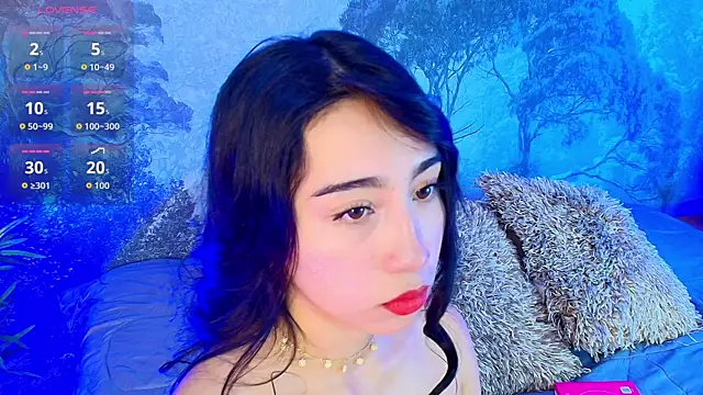 Snapshot of AshleyGross_ chatting on May 8, 2026, 7:41 pm AshleyGross online show from May 8, 2026, 7:41 pm