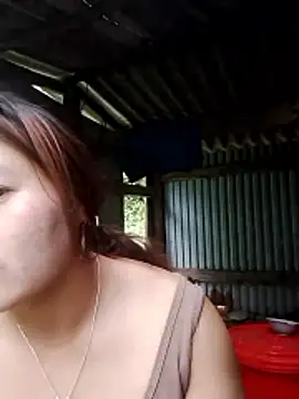 Lusy bae online show from April 28, 2026, 2:27 am