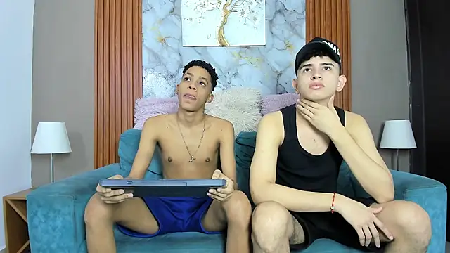 Snapshot of LOVE_GUYS1 chatting on May 9, 2026, 1:27 pm LOVE GUYS1 online show from May 9, 2026, 1:27 pm