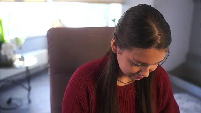 LovettaTinger online show from April 29, 2026, 4:05 am