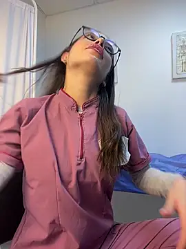 Sweet Milaa1 online show from May 2, 2026, 6:24 pm
