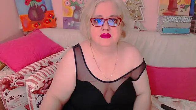 Maturelove xxx online show from May 4, 2026, 6:48 pm