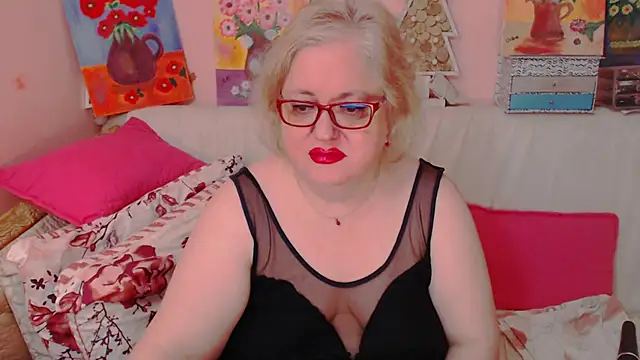 Maturelove xxx online show from May 19, 2026, 6:58 pm