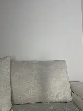 EmilyCxx online show from June 5, 2026, 12:06 am