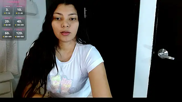 Snapshot of KarlaLoving chatting on May 21, 2026, 6:59 pm KarlaLoving online show from May 21, 2026, 6:59 pm