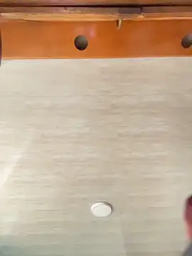 Mely ec online show from April 29, 2026, 1:04 pm