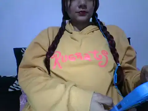 kira 777 online show from April 30, 2026, 1:34 am