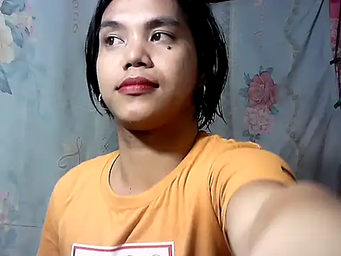 Snapshot of bj_l0ve chatting on June 17, 2026, 11:56 am bj l0ve online show from June 17, 2026, 11:56 am