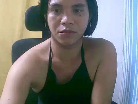Snapshot of bj_l0ve chatting on June 23, 2026, 8:29 pm bj l0ve online show from June 23, 2026, 8:29 pm