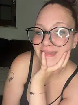 Snapshot of CuteBeaX chatting on June 30, 2026, 7:59 pm CuteBeaX online show from June 30, 2026, 7:59 pm