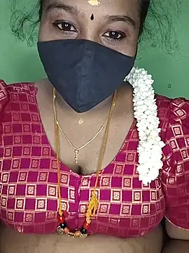 Snapshot of tamil_butterfly chatting on June 12, 2026, 6:51 pm tamil butterfly online show from June 12, 2026, 6:51 pm