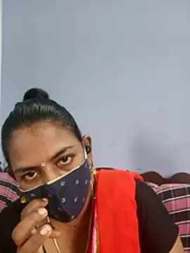 cathrine92 online show from May 16, 2026, 12:07 am