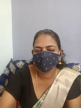 cathrine92 online show from June 5, 2026, 7:03 am