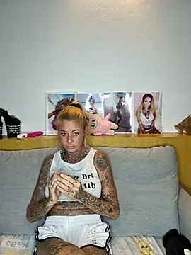 Sarah-Daniels online show from May 1, 2026, 12:21 pm