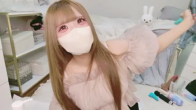 Ichiru chan online show from June 11, 2026, 7:06 am