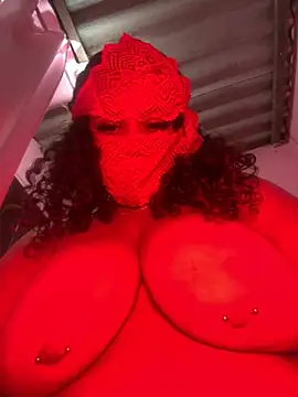 medusa mimada online show from April 29, 2026, 11:00 pm