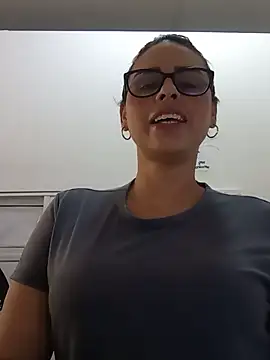 linda lu 662 online show from May 21, 2026, 2:13 pm