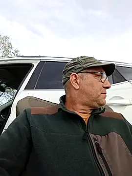 Soloyan online show from September 9, 2025, 8:03 am