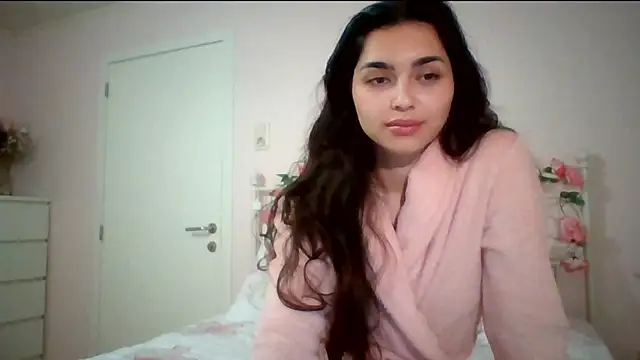 Snapshot of yourbella37 chatting on May 10, 2026, 7:41 pm yourbella37 online show from May 10, 2026, 7:41 pm