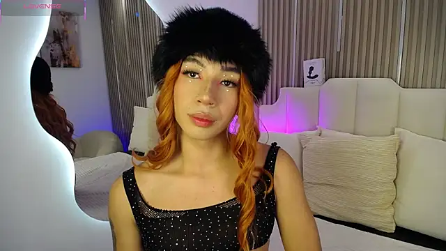 Khloe Dangel online show from May 15, 2026, 4:52 am