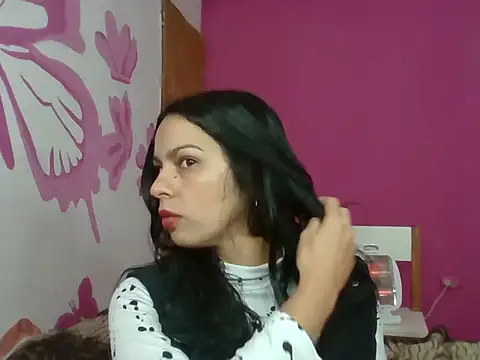 Snapshot of pamelaamorette chatting on June 13, 2026, 6:06 pm pamelaamorette online show from June 13, 2026, 6:06 pm