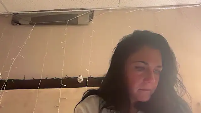 Snapshot of cum2medaddy2 chatting on July 13, 2026, 9:56 am cum2medaddy2 online show from July 13, 2026, 9:56 am