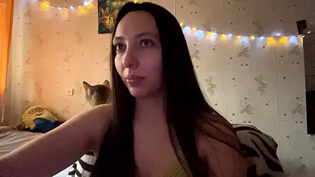 SheeringGape online show from June 15, 2026, 1:19 am
