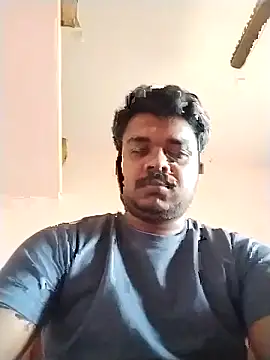 Anuu1595 online show from May 1, 2026, 4:39 am