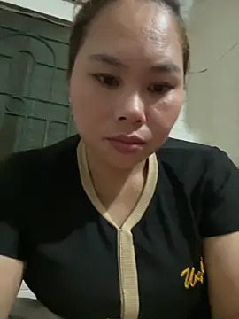 Banana-zz online show from May 2, 2026, 2:33 pm