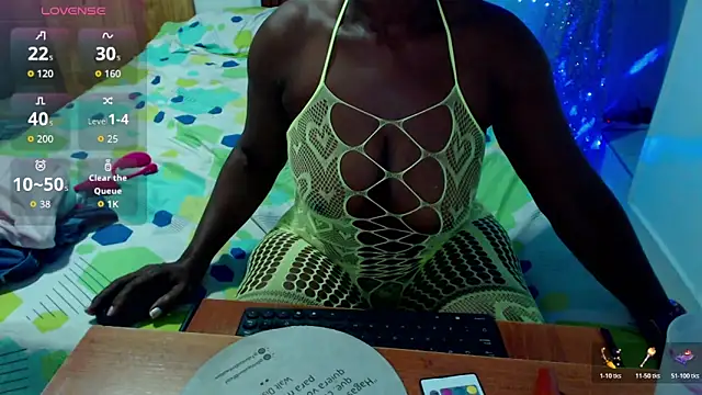 jannyheat online show from April 24, 2026, 4:48 am