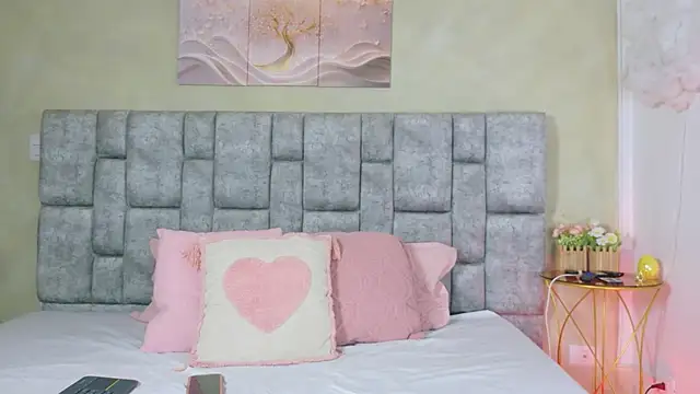 TiffanyEbony  online show from June 5, 2026, 2:01 pm
