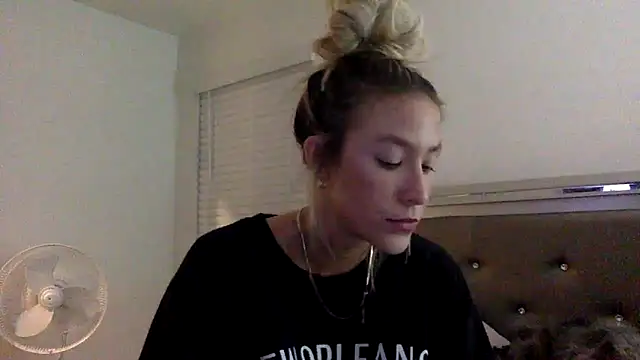 Misss alyssaaa online show from May 8, 2026, 1:11 am