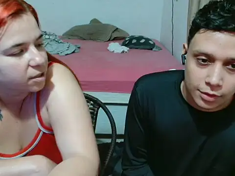 Snapshot of casalferreira_ chatting on May 10, 2026, 4:39 am casalferreira online show from May 10, 2026, 4:39 am