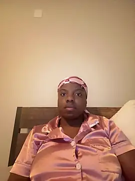 Snapshot of princesselizabeth chatting on June 26, 2026, 12:04 am princesselizabeth online show from June 26, 2026, 12:04 am