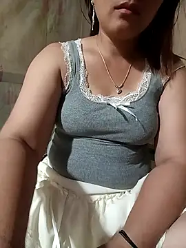 ABCKUTE20 online show from June 26, 2026, 5:56 am