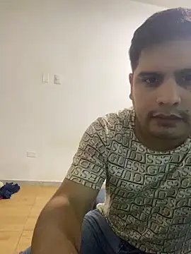 MenSexPeru online show from May 13, 2026, 5:49 am