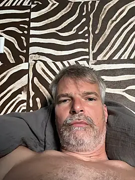 Snapshot of Thor-82 chatting on June 20, 2026, 6:16 am Thor-82 online show from June 20, 2026, 6:16 am