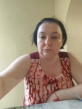 Snapshot of EmmaEmmy40 chatting on June 11, 2026, 4:16 pm EmmaEmmy40 online show from June 11, 2026, 4:16 pm