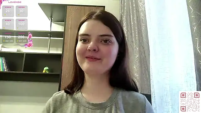 Snapshot of RebelDesiree chatting on May 28, 2026, 2:03 pm RebelDesiree online show from May 28, 2026, 2:03 pm