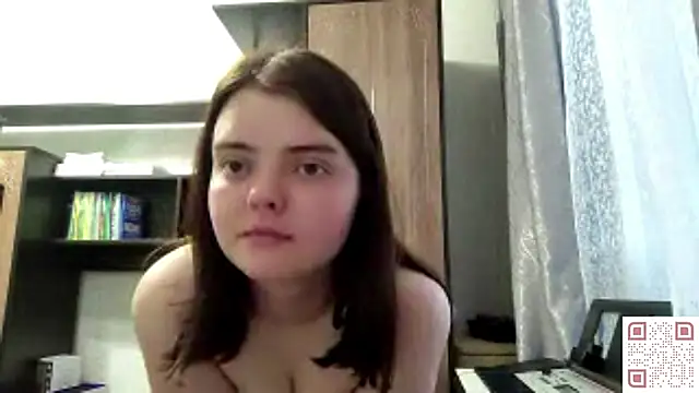 Snapshot of RebelDesiree chatting on June 3, 2026, 2:33 pm RebelDesiree online show from June 3, 2026, 2:33 pm