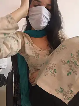 Snapshot of zoya_baby_ chatting on June 17, 2026, 4:04 am zoya baby online show from June 17, 2026, 4:04 am
