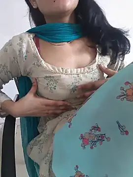 Snapshot of zoya_baby_ chatting on June 18, 2026, 10:41 am zoya baby online show from June 18, 2026, 10:41 am