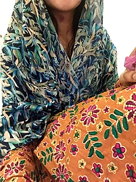 Snapshot of zoya_baby_ chatting on August 5, 2026, 6:05 am zoya baby online show from August 5, 2026, 6:05 am