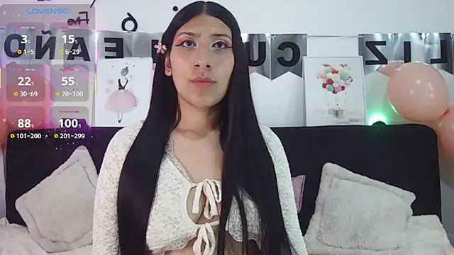 Sara Blum online show from June 12, 2026, 9:25 pm