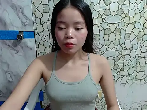 Snapshot of Sweet_Sarah69 chatting on July 30, 2026, 12:04 pm Sweet Sarah69 online show from July 30, 2026, 12:04 pm