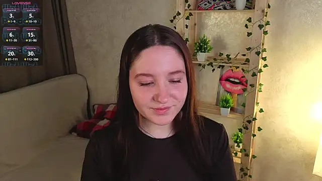 RudyLienna online show from June 5, 2026, 3:13 am